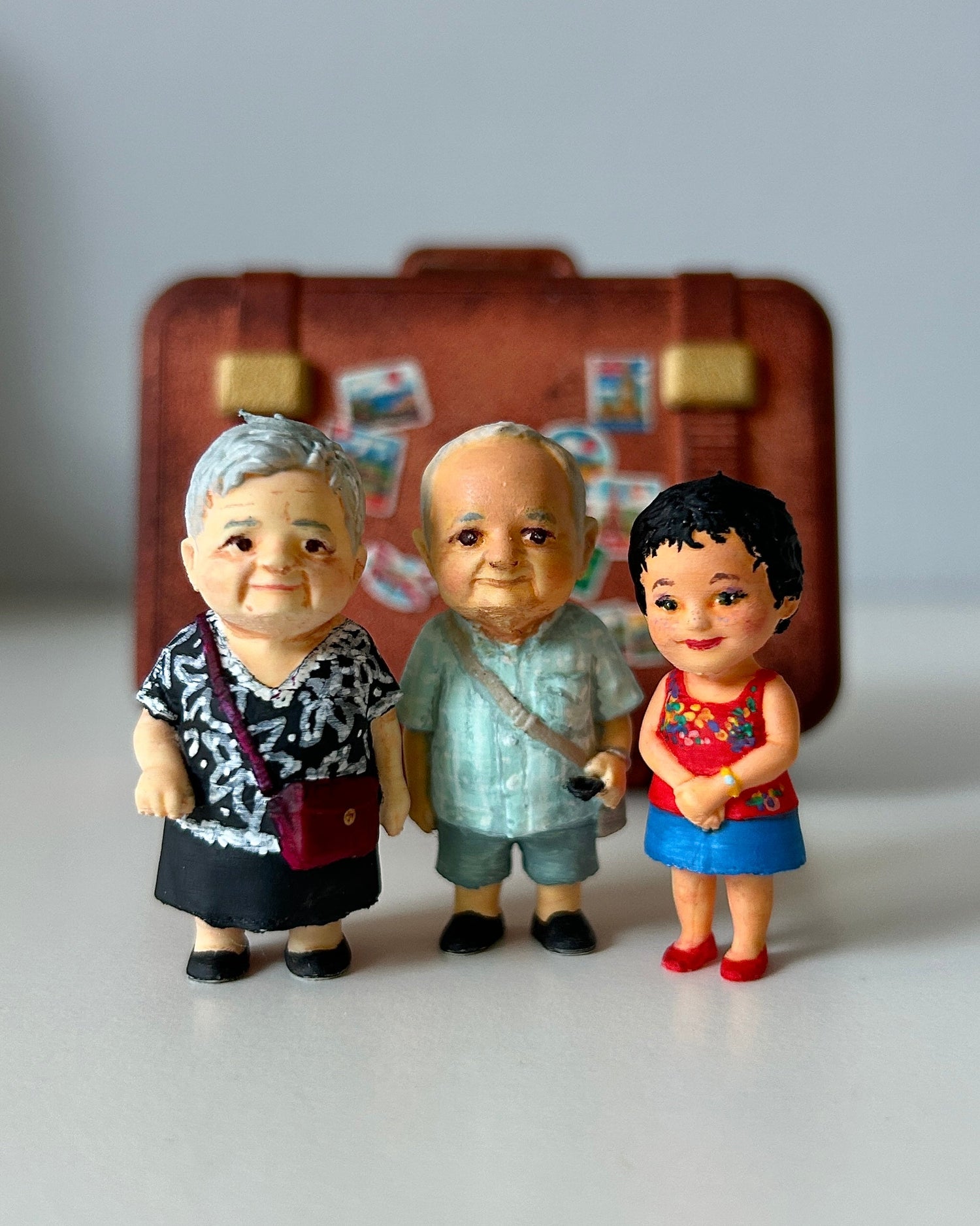 Custom Portrait Figurines \ דיוקן מיניאטורי אישי