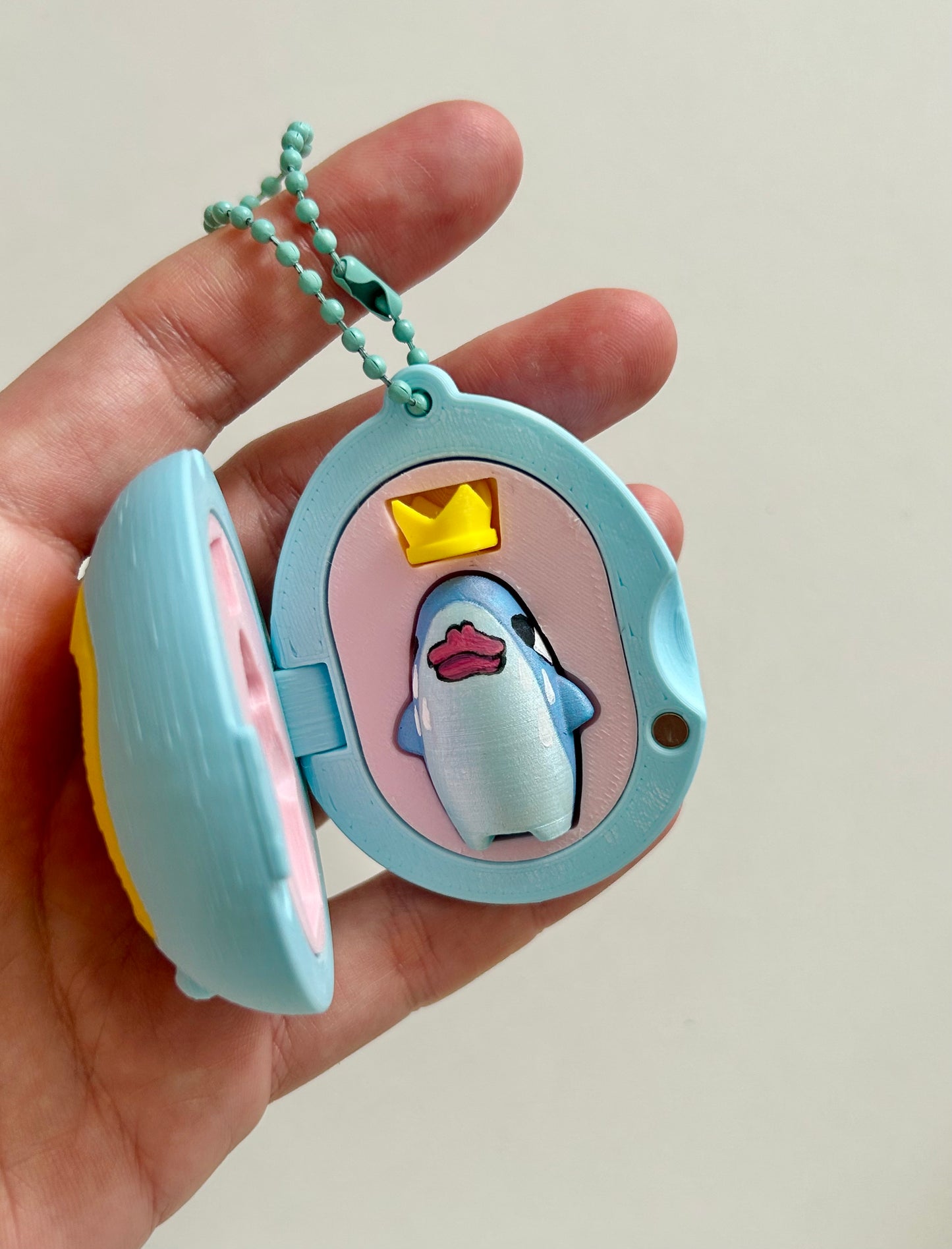 Miss Jaws tamagotchi